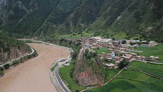 ·���������졪�������ؽ�ŵ�һ�塱�߱�