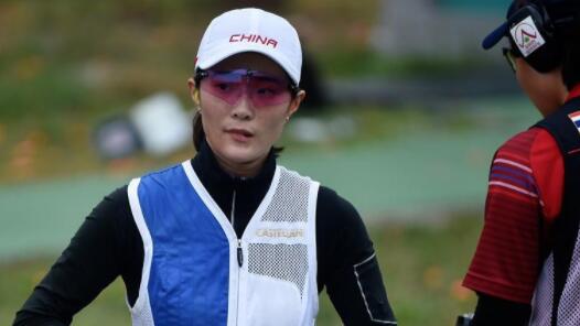 ������ۻ᡿�����ĿŮ��˫��ɵ����� κ�ȴ��46�У����ͭ��