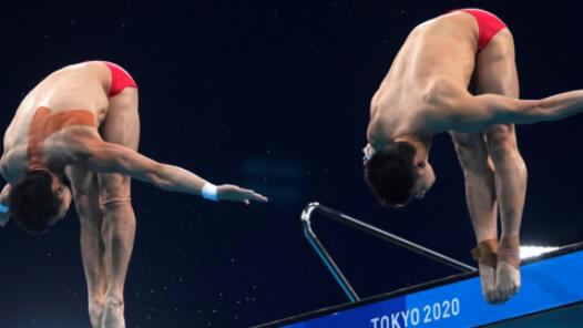 ������ۻ᡿��ˮ��Ŀ����˫��10��̨���� �й���ϳ°�ɭ/��Եժ��