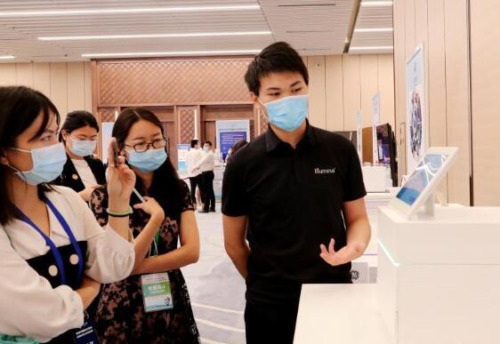 �����ṩ��˫����ǰ�������𻨡�