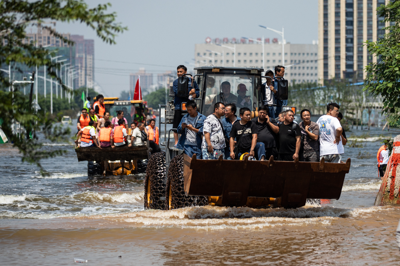 由于豫北多座水库泄洪,加之卫河,共渠排水不畅,7月25日开始,卫辉市