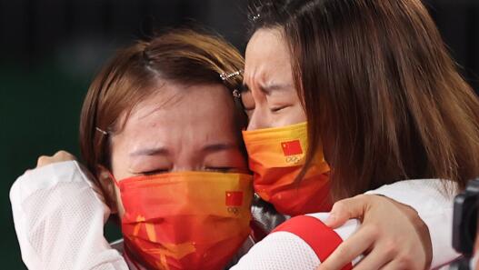 ������ۻ᡿���ۣ��������������ë��Ů˫ժ�� �ź������������ح����ͼ�ֳ�ֱ��