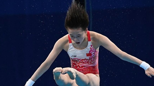 ������ۻ᡿����ʮ����14��С��ȫ���Ů��10����̨���