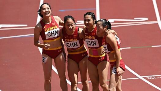 ������ۻ᡿�й��ﾶ��ϲ���ϣ�����������ժ������ʷ ��Ů4x100����������