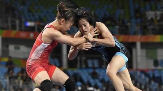 ������ۻ᡿ˤ��Ů������ʽ50���Ｖ1/8���� �����ͦ����ǿ