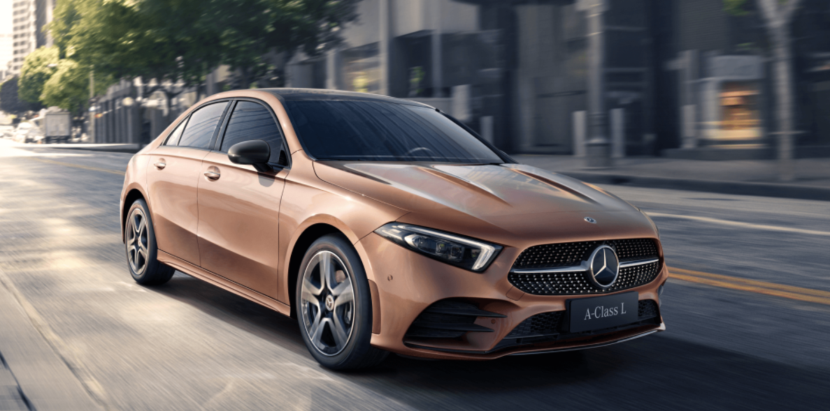 48万元,相比家族旗舰s级的起步价便宜了近70万元,但是奔驰a级的造型