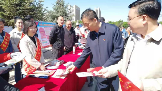 ���ͺ������ܹ���μӡ��񷨵䡷���������