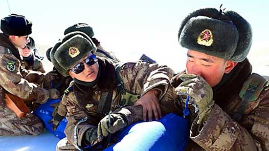 Ѫ�������ʡ������ؾ��񡱡���̽Ѱפ���ز��ӹٱ�������ԭ�ҳϷ��׵ľ�������