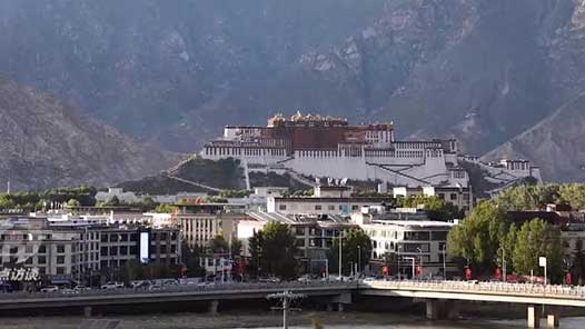 �����̸��ѩ���ԭ����ɫ�漣