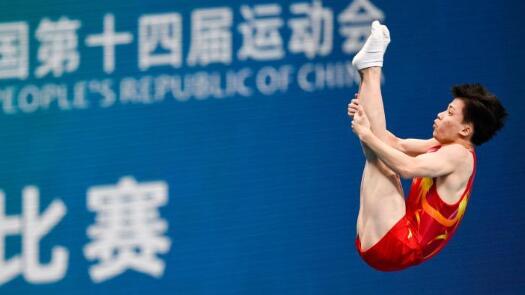 ���˳��������������ٻ��ֻ�ȫ�˻�Ĵ��С�Ů���˹ھ�