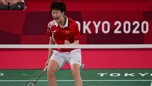 ȫ�˻᣺��ë��Ů������ ����ƶ��