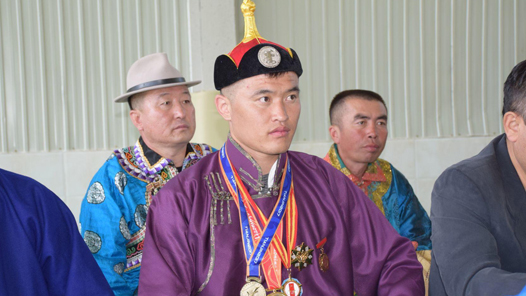 ȫ�˻������Ŀ����-100���Ｖ���� ���ɹ��˶�Ա���պ�ľ��ͼ��ý���