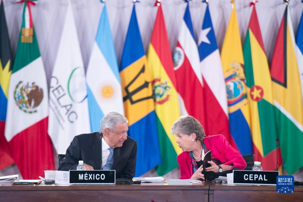 第六届拉共体首脑会议在墨西哥举行