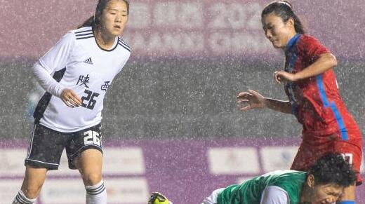 ���򡪡�Ů�ӳ������������Ϻ��ӽ�������