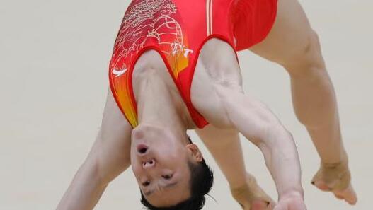 ����������پ������������� ɽ������쿵¶��