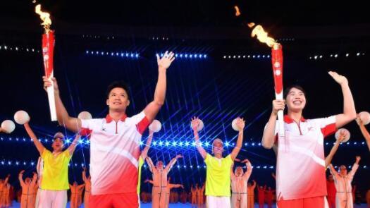 ͬһ����԰��ͬһ�����롪���۰��˶�Ա�μӵ�ʮ�Ľ�ȫ�˻�����