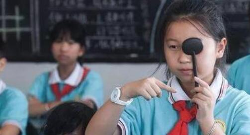 �߶Ƚ����˷����� Ů����ǰƵ�֡����硱