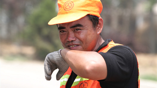 �����飺����ʵʵ�ġ���·ʯ��