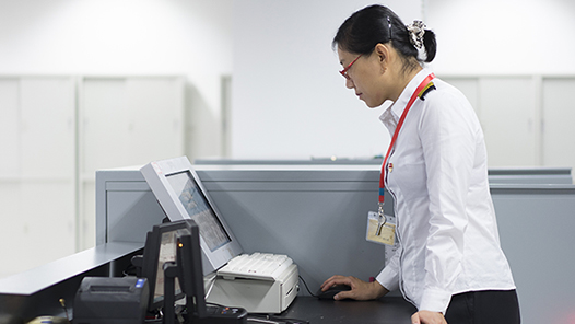 ���򣺳��ж�����ָ�ӹ�