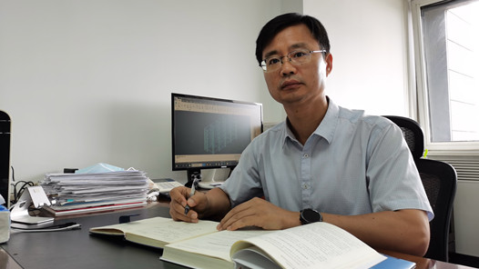 �����£����������������±��