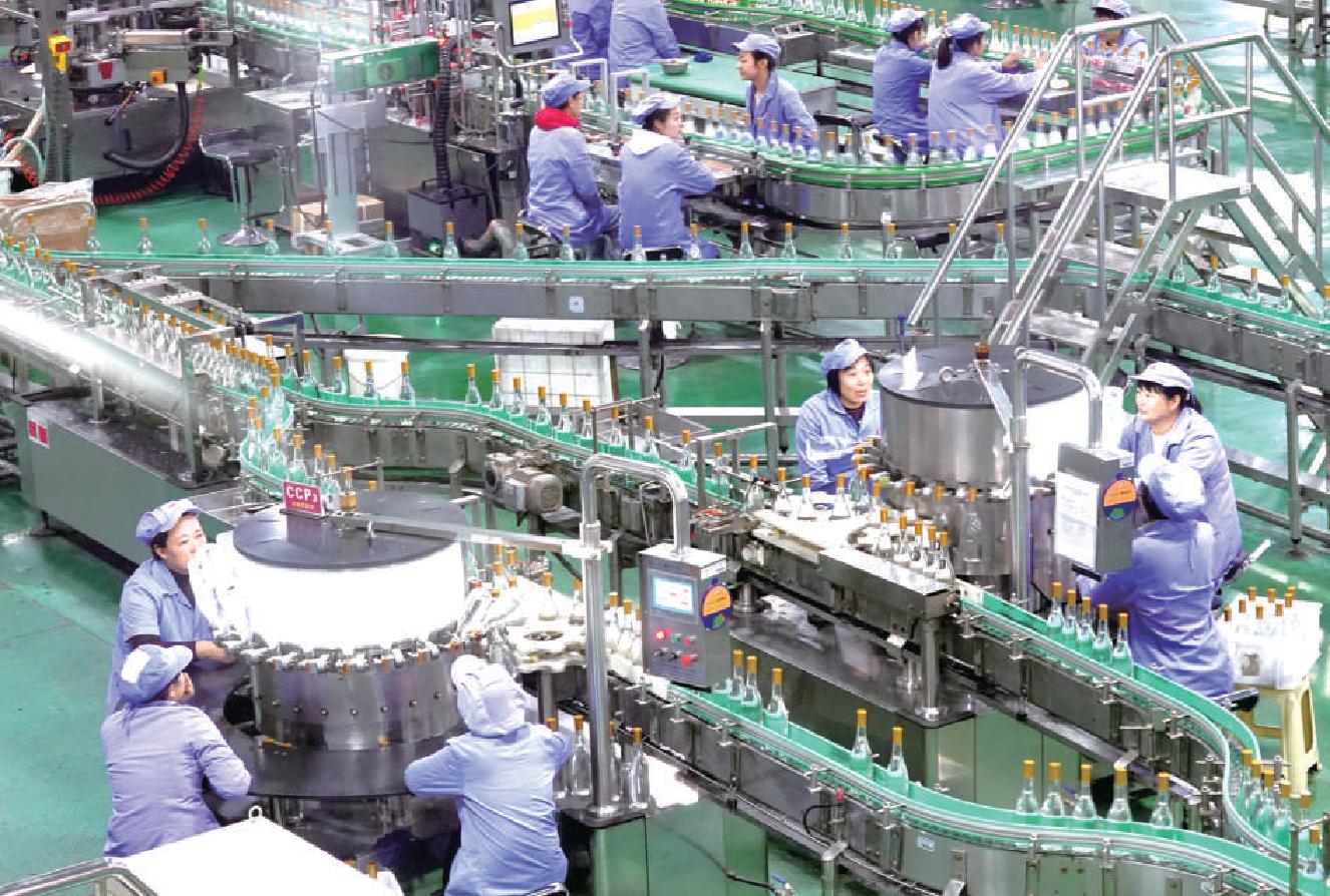 五粮液飘香世博会,汾酒举行媒体人走进"第一车间"采风活动,青花郎独家