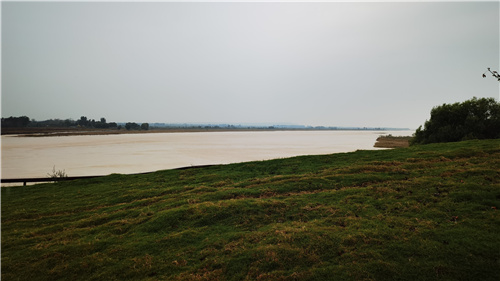 【母亲河畔的中国】污染荒滩变身鸟类栖息地 黄河滩地公园打造生态绿洲