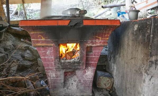 ���Ͷ���ǿ������������Ƿ�������