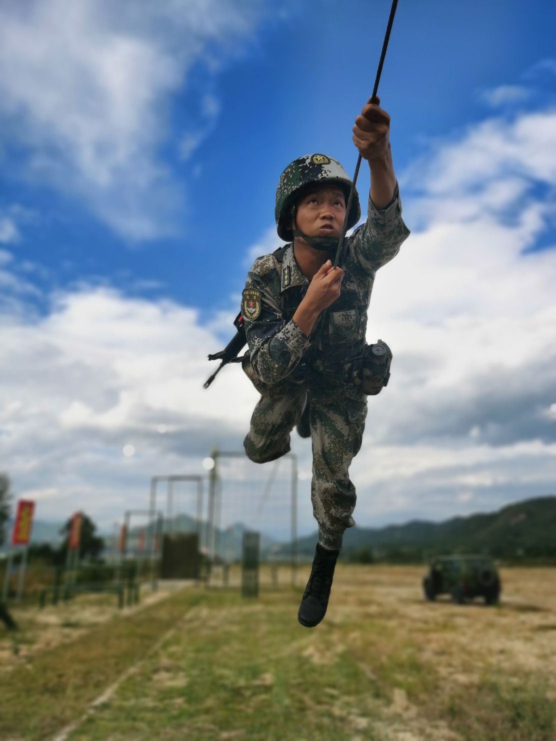 官兵在实战化训练中锤炼作战能力-中工军事-中工网