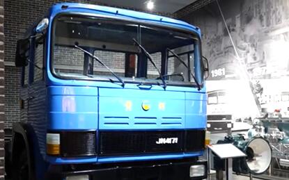 【母亲河畔的中国】看“黄河重卡”再创新时代“大国重器”