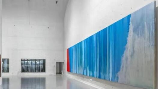 83�����������Ҹ�չ���֡�д���й������顱