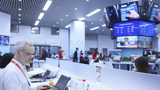 ���۽������᡿Խ��Խ�õĽ����ᣬΪ�����ṩ�������õ�����ͻ���