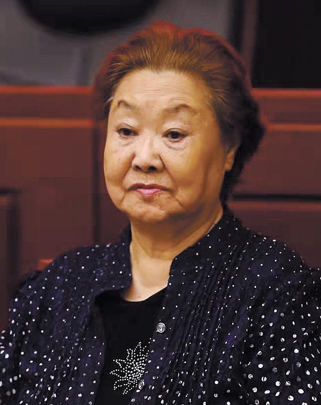 人民艺术家郭兰英为人民服务的心一辈子不变