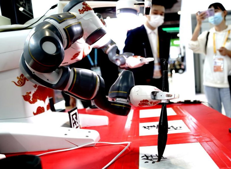 �ڼ���װ��չ�����ԡ��Ƽ�֮���� 