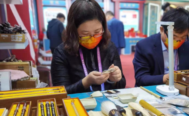 �������ֺ����Ų�չ������