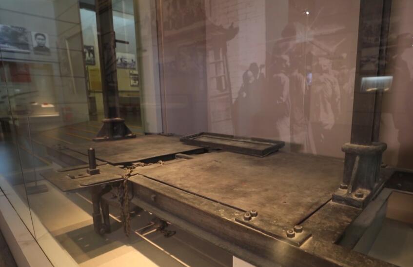 ɫٱ ܶ꣺Ϊ0001Ľ̼