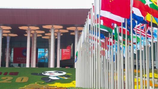 �ƶ����ź��� ʵ�ֹ�ͬ��չ��������۲죩