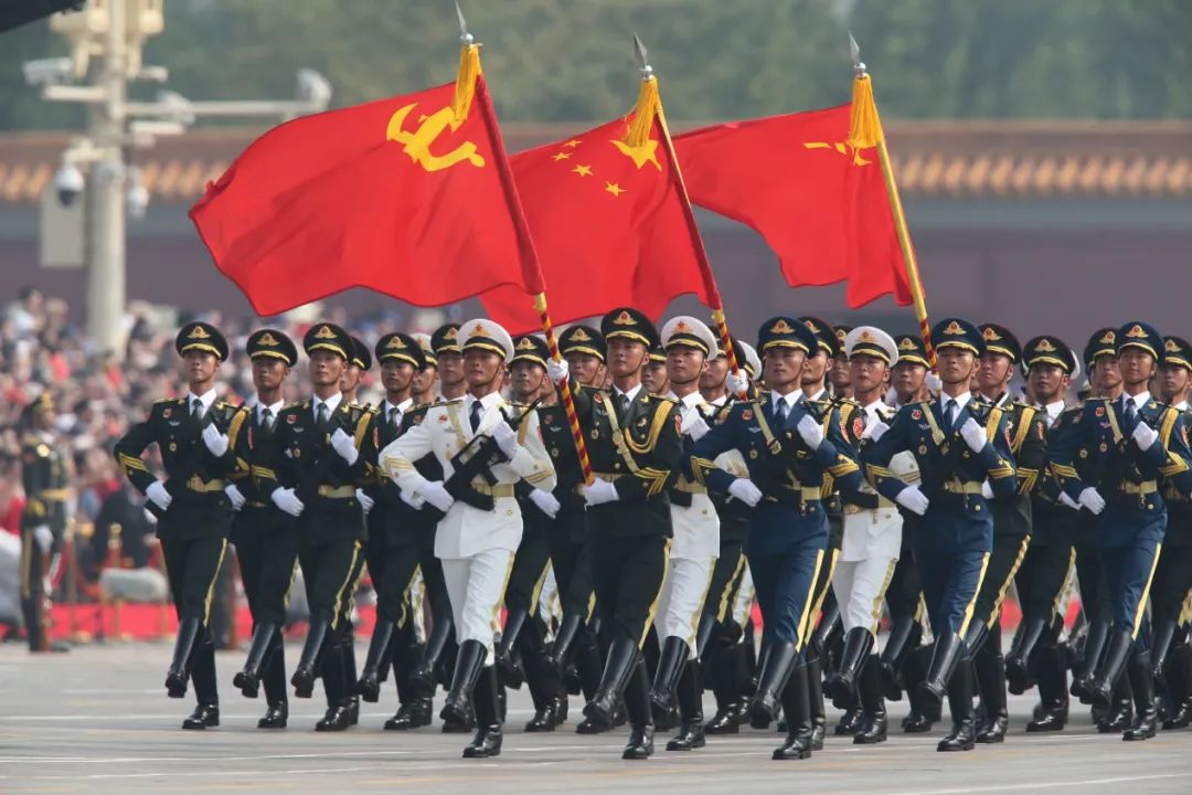 10月1日,庆祝中华人民共和国成立70周年大会在北京天安门广场隆重举行