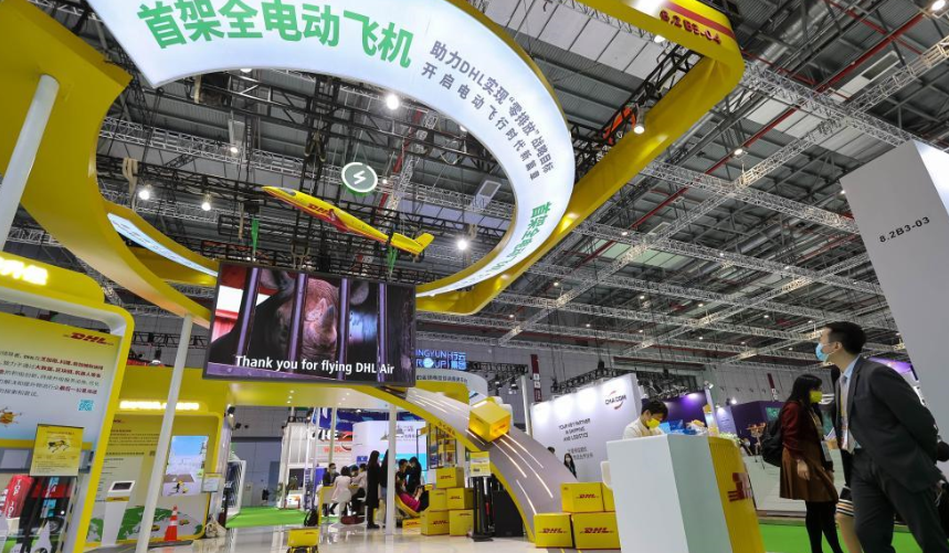 ����ó��չ��չ�֡����������ľ����ƶ��� 