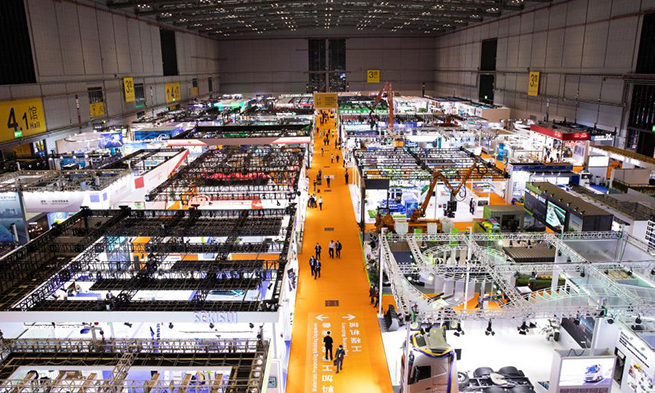 ���Ľ�������Ļ ��˶�ɹ������й���������