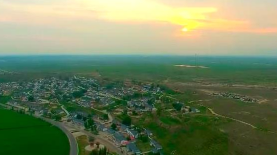 ����ΰ�󽨵����� Ϊʵ���л�����ΰ���˵��й��������µĸ����ס�������ʮ�Ž�����ȫ���ڸ����������ҷ���