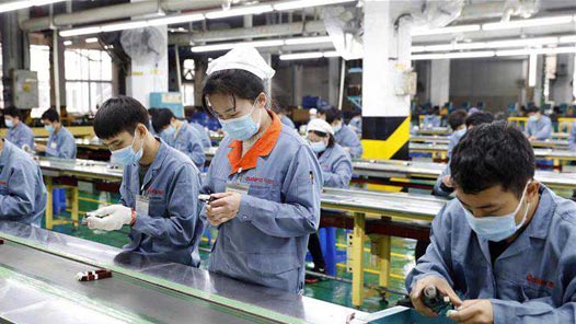 �Ӱ��굳ʷ�м�ȡ���� �ܽ������̽�����ʱ����������ְ��Ⱥ�ں͹���ɲ����鵳��ʮ�Ž�����ȫ�ᾫ��