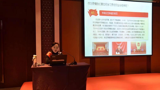 福州市总工会组织劳模下基层宣讲党的十九届六中全会精神