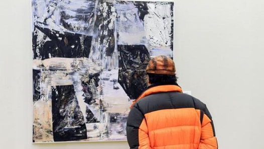 ������д���ͻ���Ʒչ�����й�������