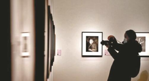 ��ʱ���Ӱ��չ�������Ӱ��չ����