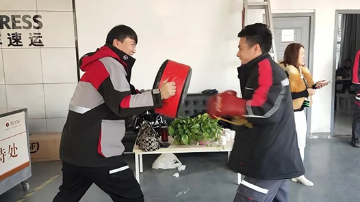 ݹ¸ߡʻ ¾ҵ̬Ͷְҵ