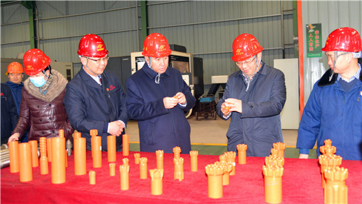 ����ʡ�ܹ��Ὣ�Ｏ1100��Ԫ��չ2022�ꡰ���ڡ�����ů�