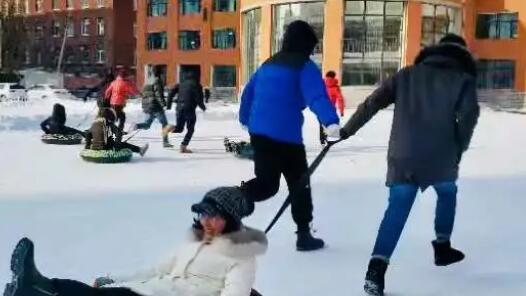 【职爱冬奥】“喜迎冬奥 筑梦冰雪”哈尔滨开展冰雪季文体活动