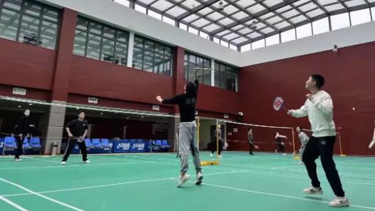 【职爱冬奥】“喜迎冬奥 助力春运” 90名职工参加健身活动