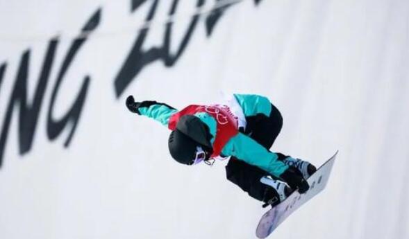 单板滑雪 | 美国选手克洛伊·金获得女子U型场地技巧金牌