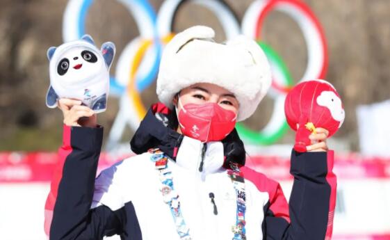 【职爱冬奥】北京冬奥会高山滑雪项目执裁中有位铁路女职工！